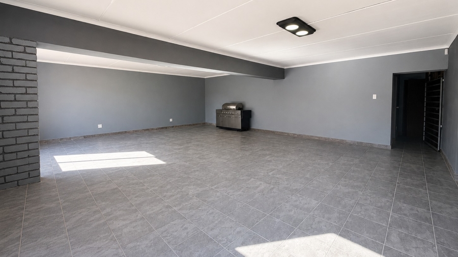 To Let Commercial Property for Rent in Fisherhaven Western Cape